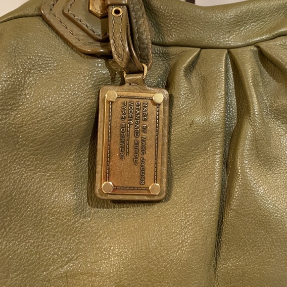 Marc By MarcJacobs Standard Supply - Picture 4 of 13